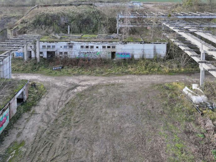 Privisionsfrei 18.000 m² Entwicklungsareal mit Turm und 2 Bunkern nahe Magdeburg – Nordost Luftbild Funktionsgebaeude
