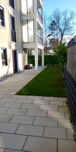 Neuwertige, bezugsfreie 3,5 Zimmer Gartenwohnung in Altmühldorf mit Inntalblick! – Foto 4
