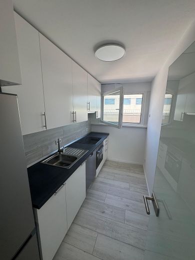 Scharfe Lanke, direkter Wasserblick, Südbalkon im Erstbezug – Foto 5