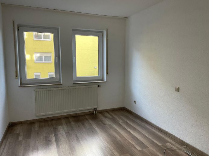 Zwei-Zimmer Traumwohnung in Sinsheim zu verkaufen – Schlafzimmer