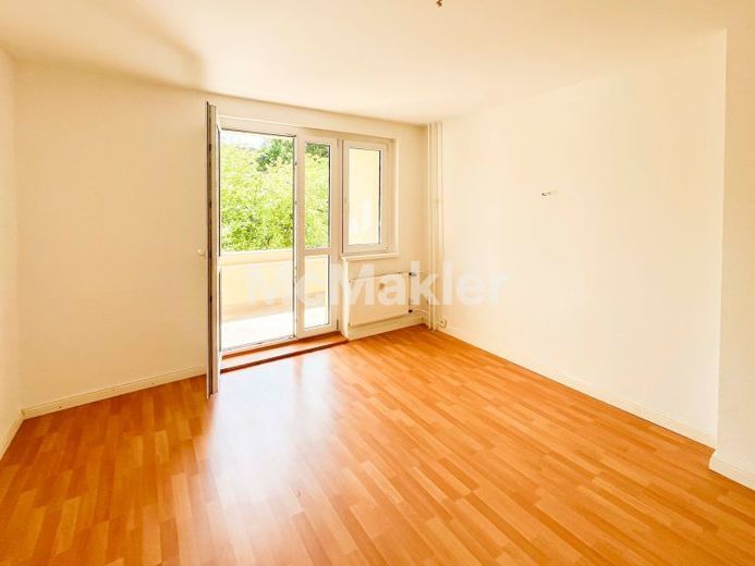 Charmante 2-Zimmer-Wohnung mit sonnigem Balkon und grünem Ausblick – Foto 1