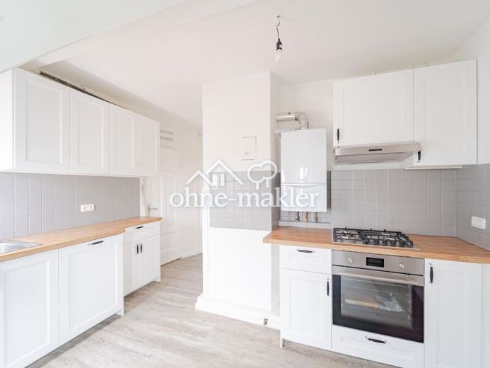 110m²-DG-Whg. in schönem Altbau, renoviert, 4-Zimmer, mit neuer EBK – Foto 1