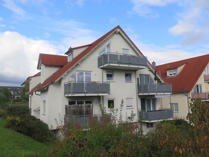 Außenansicht Balkon EG links 