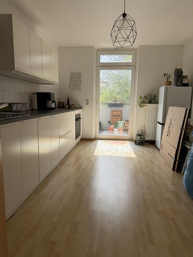 Großzügige 2-Zimmer-Wohnung mit Balkon und Aufzug – الصورة 9