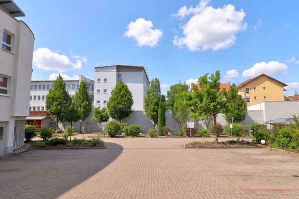 PKW-Stellplatz am Lindenbühl ab sofort!