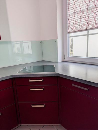 Exclusive 3-Zimmer-Etagenwohnung in Bestlage - Komfortabel, barrierefrei, Lift & ideal für Paare – Einbauküche 2