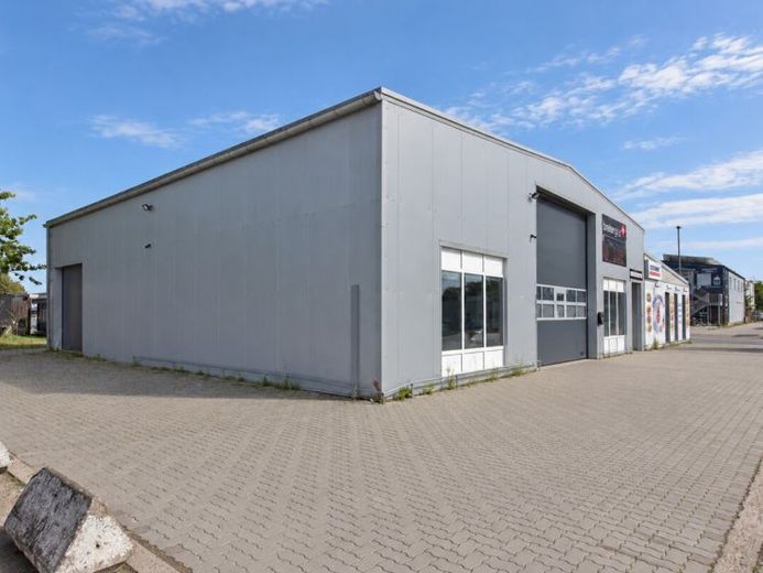 Storage, production, workshop hall in Kappeln – Photo 1