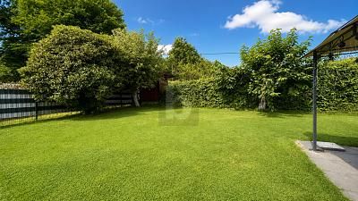IL PROPRIO PARADISO IMMERSO NEL VERDE – 1787059261_ee339b3.jpg