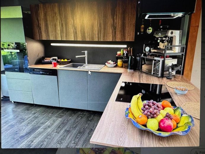 Einfamilienhaus in Bestlage - Berlin-Lübars - Komplett möbliert - bezugsfrei – 550 m² Privatgarten – Miele Einbauküche neuwertig