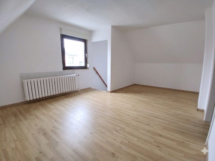 OG vorn Zimmer 1