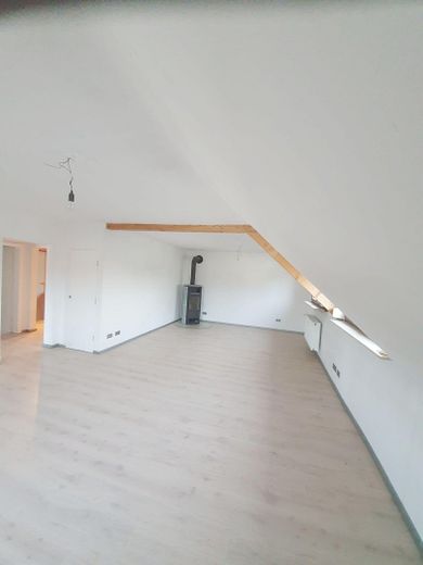 Very attractive 5-room maisonette apartment with fitted kitchen in Heidelberg – Photo 2