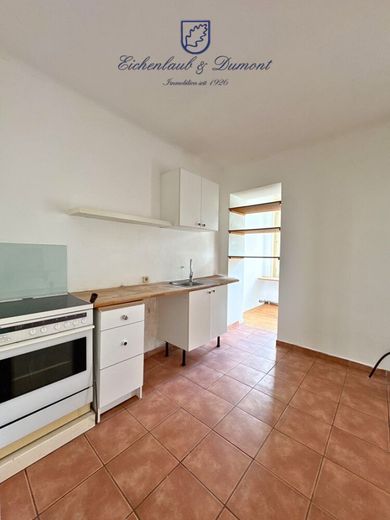 Helle und gepflegte 2-ZKB-Altbauwohnung im Nauwieser Viertel – Küche 1.OG links