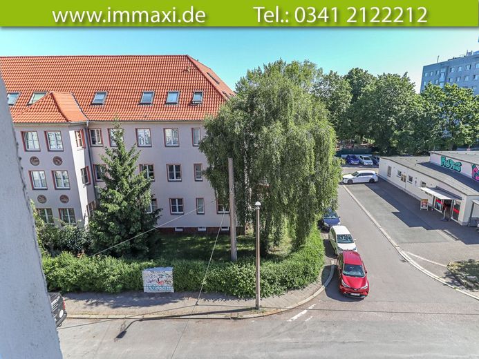 LEIPZIG-MÖCKERN + 3 RAUM WOHNUNG MIT EINBAUKÜCHE + 3.OG + AB SOFORT FREI – Ausblick-Straßenseite