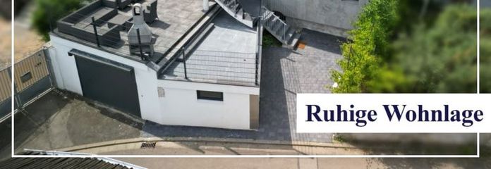 Effizient modernisiertes Zweifamilienhaus mit PV‑Batteriespeicher, Wärmepumpe und schöner Aussicht
