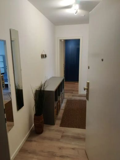 1-Zimmer-Wohnung mit Westbalkon – 02.Flur