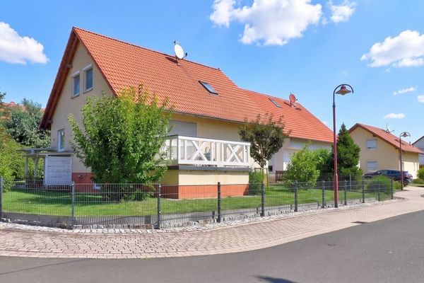 Tu zaczyna się rodzinne życie: zadbany dom jednorodzinny z ogrodem