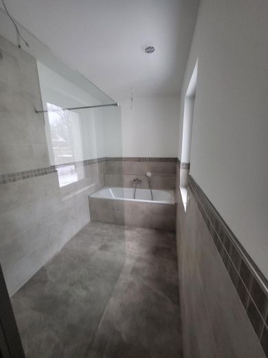 Yatırımcı veya oturucu. Falkensee-Finkenkrug'da oturmaya hazır müstakil ev – Foto 11