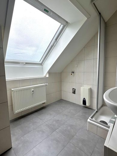 Renditestarkes Mehrfamilienhaus in bester Lage +++ Provisionsfrei!!! – Beispielwohnung DG