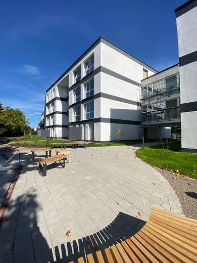 NIEUWBOUW in eerste bewoning: 2,5-kamerwoning met inbouwkeuken, dakterras en ondergrondse garage – Foto 3
