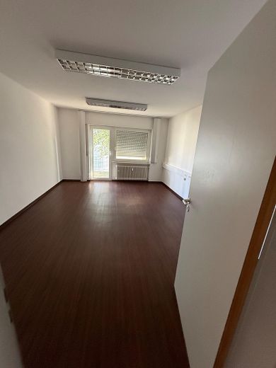 Büroetage (170m²) in bester Lage – Büro 2