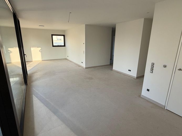3 ZKB Neubau, ruhige Lage – Wohnen 1.OG re