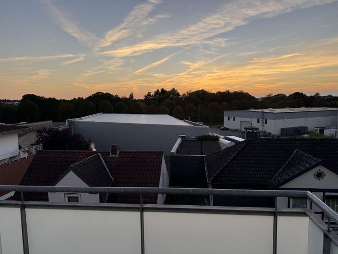 Pinneberg'de merkezi konumda balkonlu modern 1 odalı daire – Fotoğraf 4