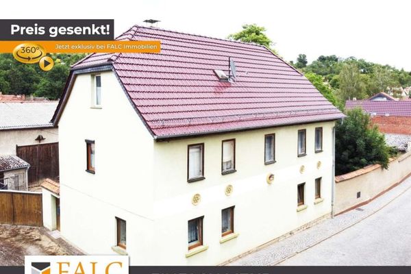 Dalsza obniżka ceny! Nieruchomość rodzinna: nowy dach: 2 garaże: budynki gospodarcze: stodoła: stajnia