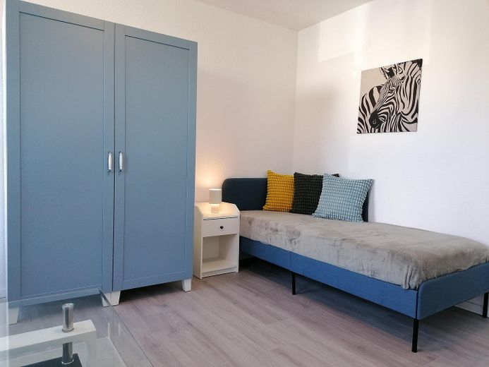 Not suitable for family! Single rooms near TH Cologne campus, Bayer-Chempark – Foto 13