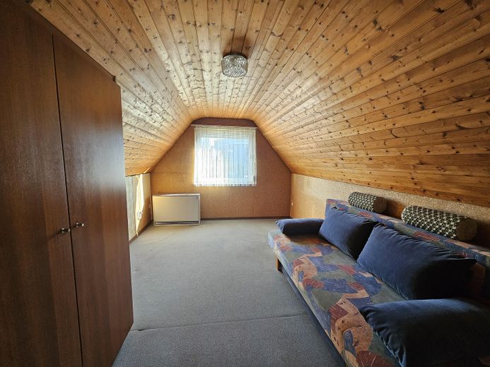 ausgebautes Zimmer DG