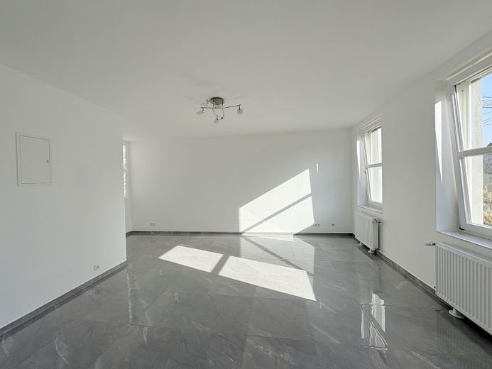 Büro 1