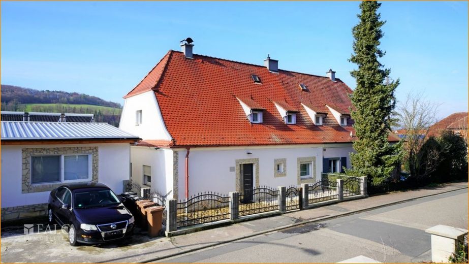 DHH mit Zweifamilienhaus