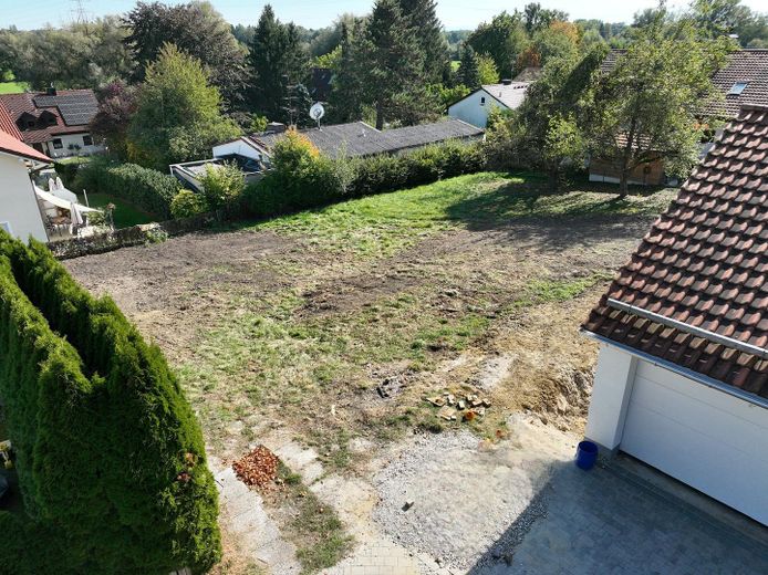 Von Privat: Grundstück für EFH oder 2 DHH zu verkaufen – Übersicht Grundstück