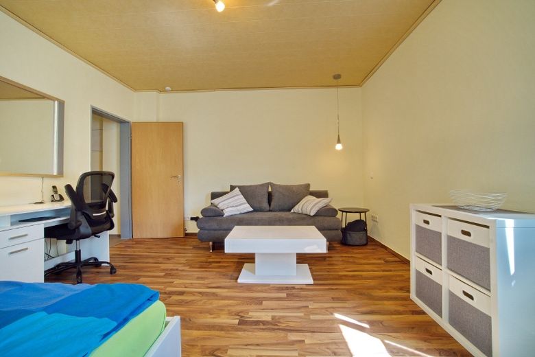 Möblierte Wohnung mit Gartennutzung und Stellplatz in ruhiger und schöner Wohnlage – 2dcbf96c909533c7f479d6375c89227c06007986.jpg