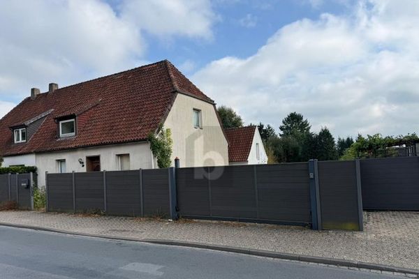 BEREITS ENTKERNT - GESTALTEN SIE SELBST