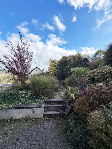 Charmantes Einfamilienhaus in Hanglage + Panoramablick Jünkerath – Foto 20