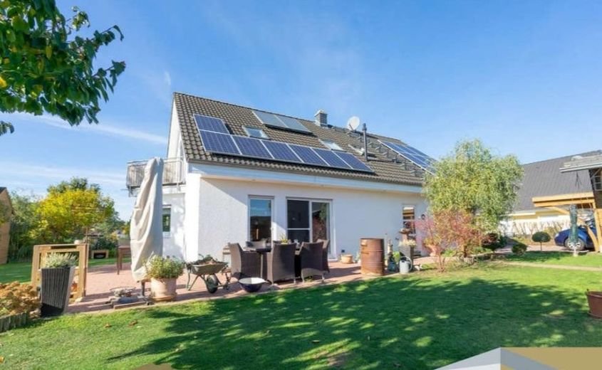 Hausansicht vom Garten aus