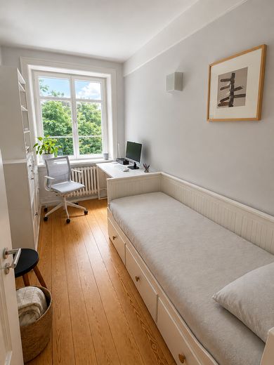 Arbeits- oder Gästezimmer 