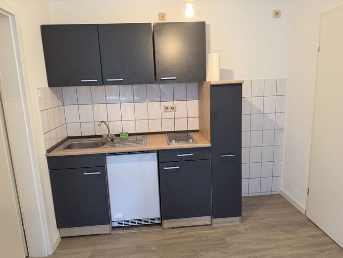 Vermietet! Weststadt! Hübsches Appartment für Studenten – Küche