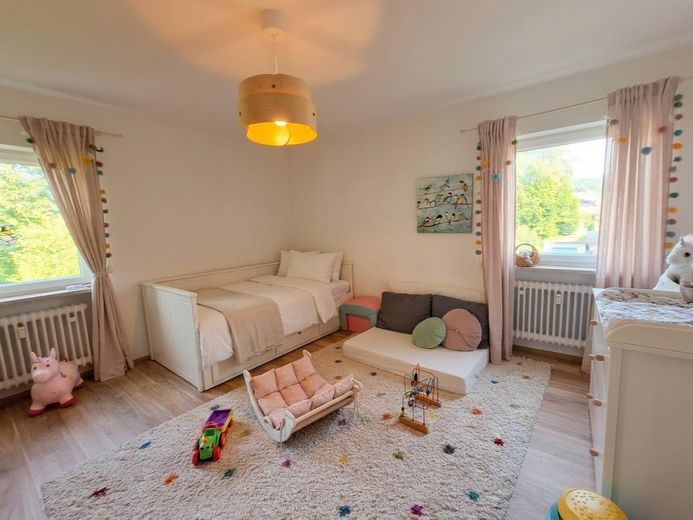 Schlafzimmer 1