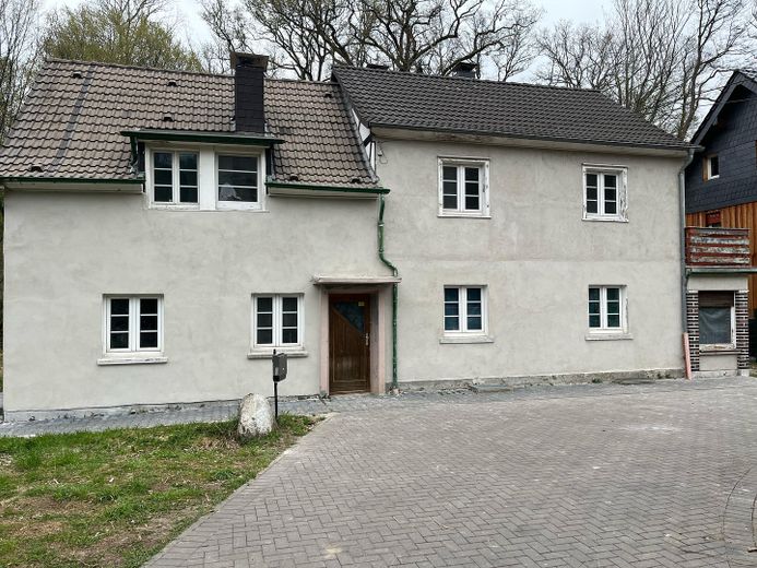 Odenthal ihr Haus am Bach nach KFW 55 EE Standard inkl WP Klima Solar und Wallbox – Foto 4