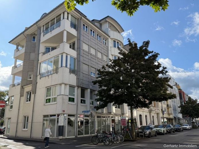 Modern 3‑kamerappartement met balkon en serre, plus parkeerplaats in de ondergrondse garage – Koblenz, Südliche Vorstadt – Foto 1