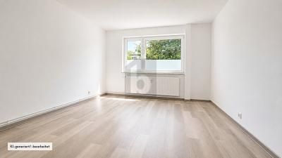 URBAN, MODERN, BEGEHRT – 1786276960_d66161c.jpg