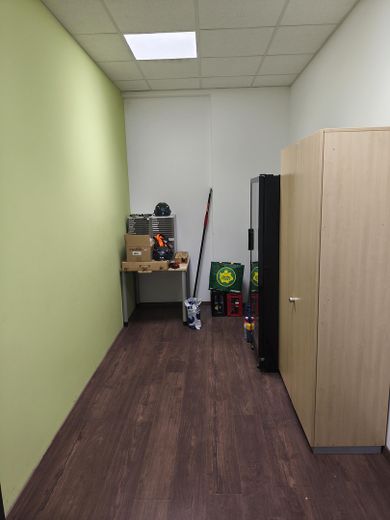Vorraum Büro 2 m EG