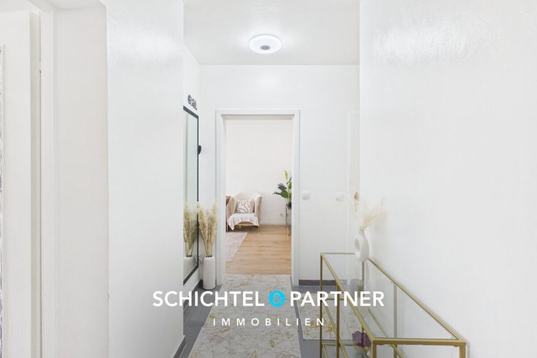 Mittelshuchting | Ansprechende 3-Zimmer-Wohnung mit Erbbaurecht – S&amp;P | Flur