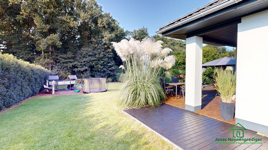 Exklusives modernes Einfamilienhaus mit Garten und Doppelgarage - für den Käufer provisionsfrei – Foto 13