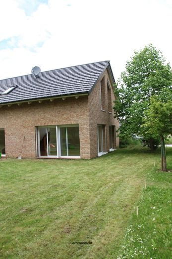Due immobili versatili in un unico pacchetto /  È possibile anche la vendita separata! – Haus A - Garten