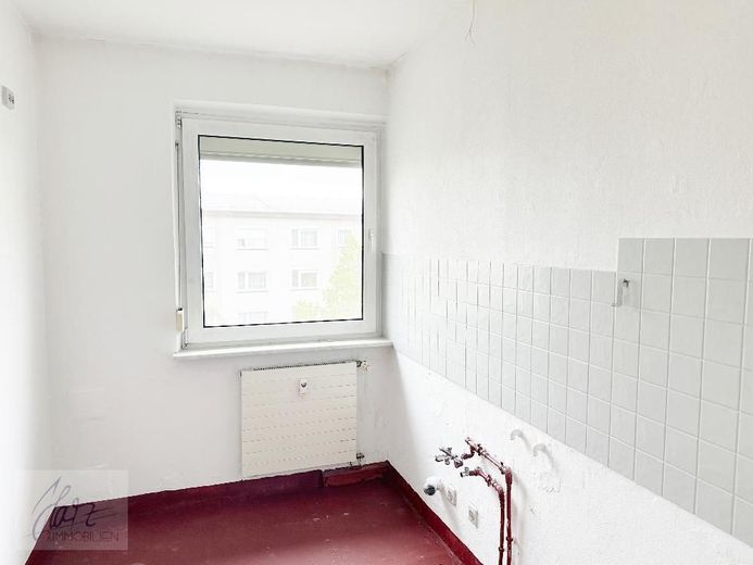 ***CHARMANTE EIGENTUMSWOHNUNG IN GEPFLEGTER WOHNANLAGE*** - Ideal für Eigennutzer und Kapitalanleger – Küche