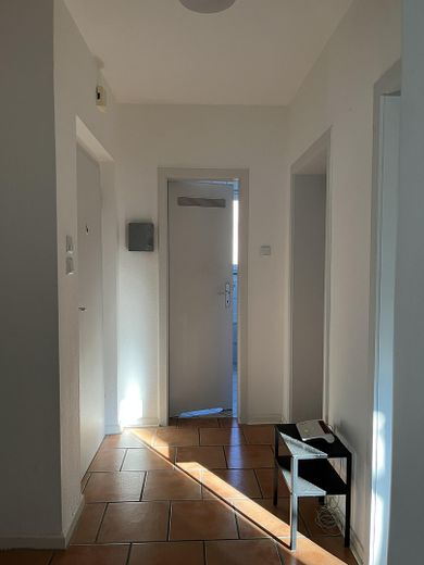 2 Zimmer Wohnung mit Balkon in Duisburg Neudorf Süd – Foto 3