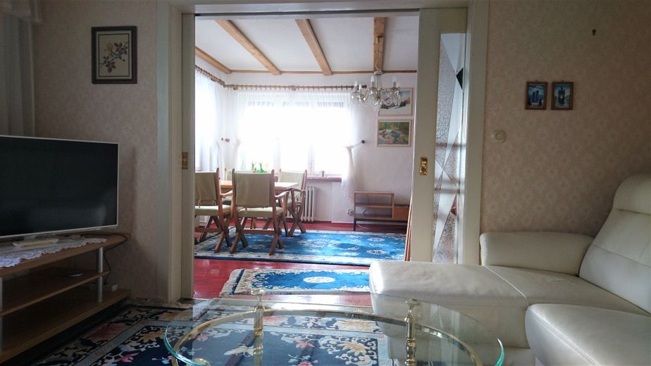 Einfamilienhaus mit großem Garten in Heldburg – Wohnzimmer und Esszimmer