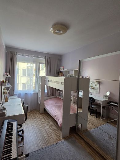 Appartement de 5 pièces entièrement rénové – Photo 12